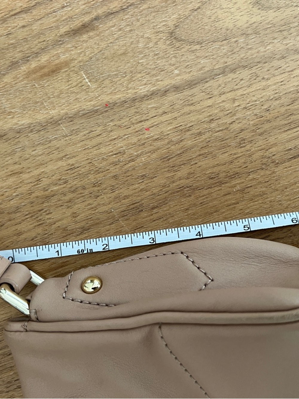 Marc Jacobs Leather Crossbody Bag - Picture 5 of 8